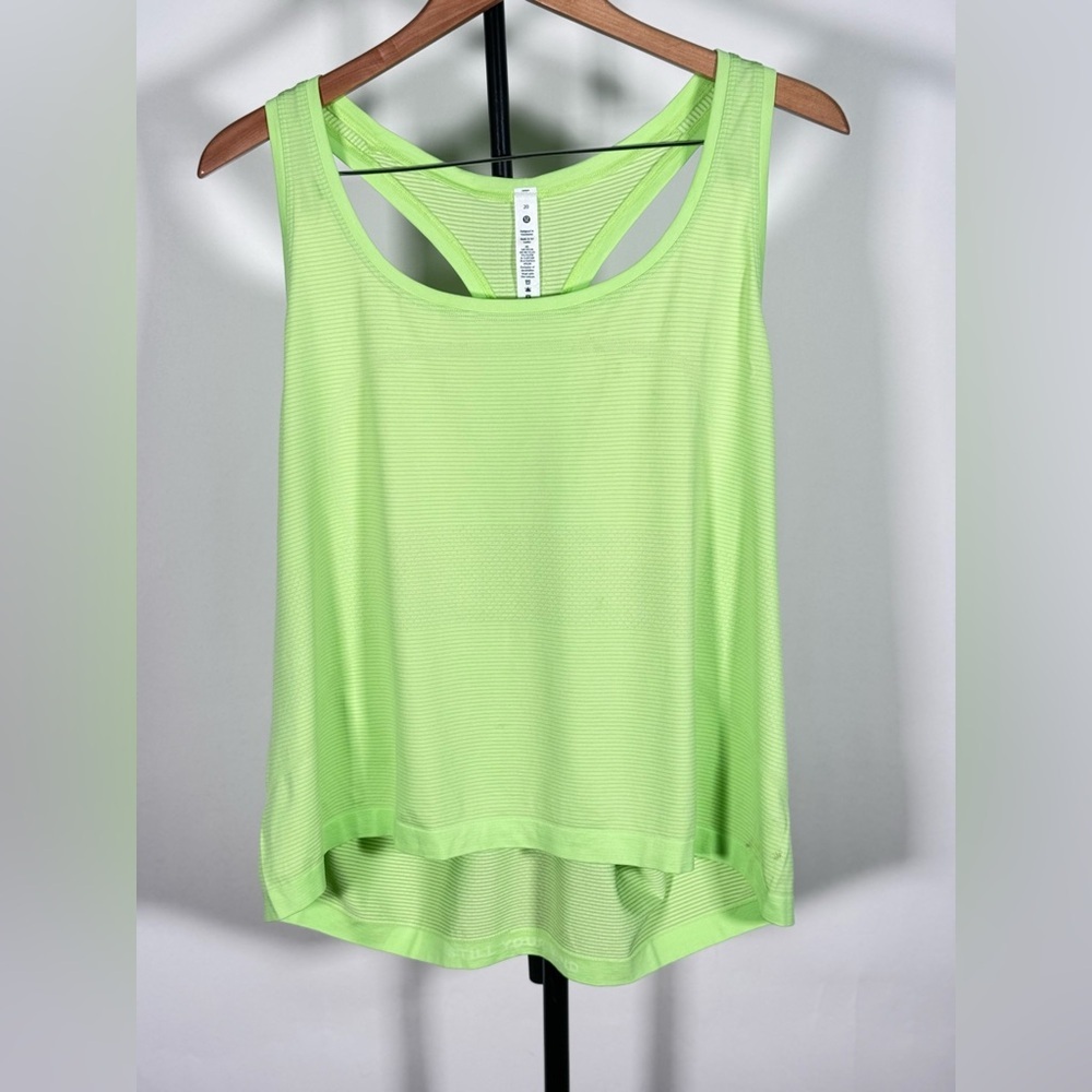NWOT Lululemon Swiftly Tech Racerback 2.0 *Race Length Neo Mint / Neo Mint